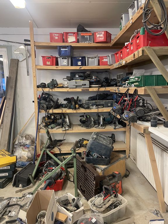 B-1325, 3920 Qaqortoq