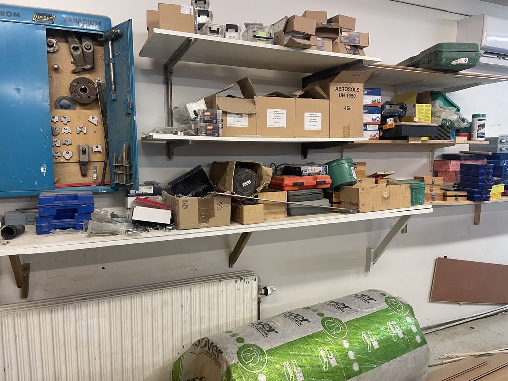 B-1325, 3920 Qaqortoq