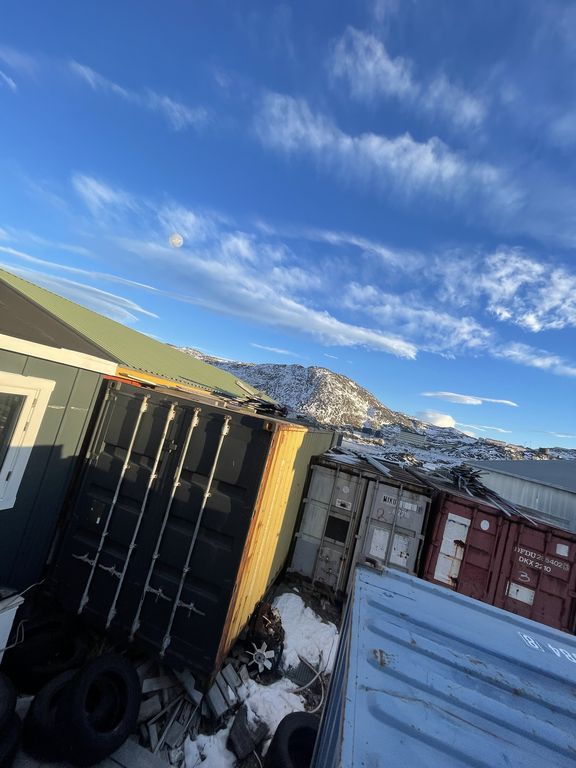 B-1325, 3920 Qaqortoq