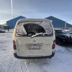 Toyota Hiace 4WD 2011