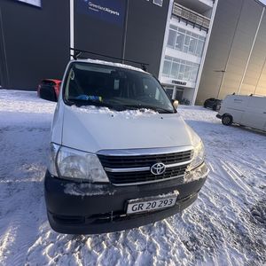 Toyota Hiace 4WD 2011