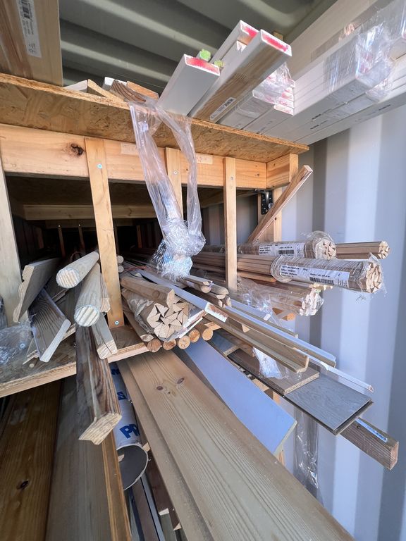 Blå 20 fods Container M/lister & plader ( nr 9 )