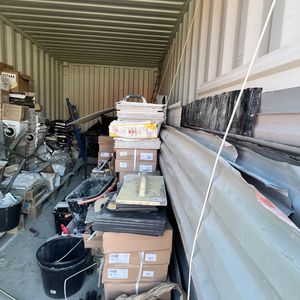 Blå 20 fods container M/mureudstyr ( Nr 10 )