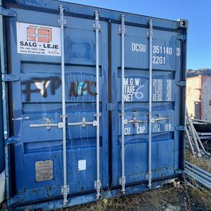 Blå 20 fods container M/ plader  ( nr 6 )
