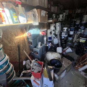 Grå 20 fods container M/ maler udstyr