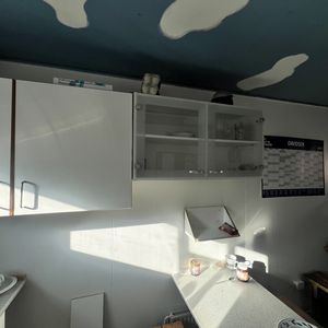 Grå 20 fods Kaffecontainer M/indhold