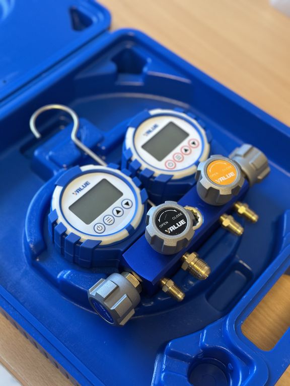 VALUE - digitalt manifold-sæt, model VDG-4-S1