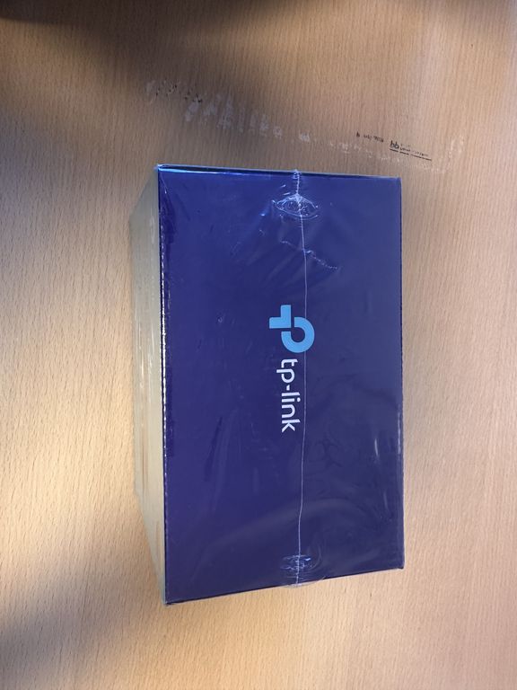 TP - link desktop port