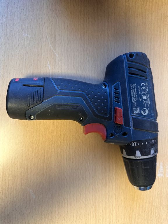 Bosch GSR 12V-15 skruemaskine