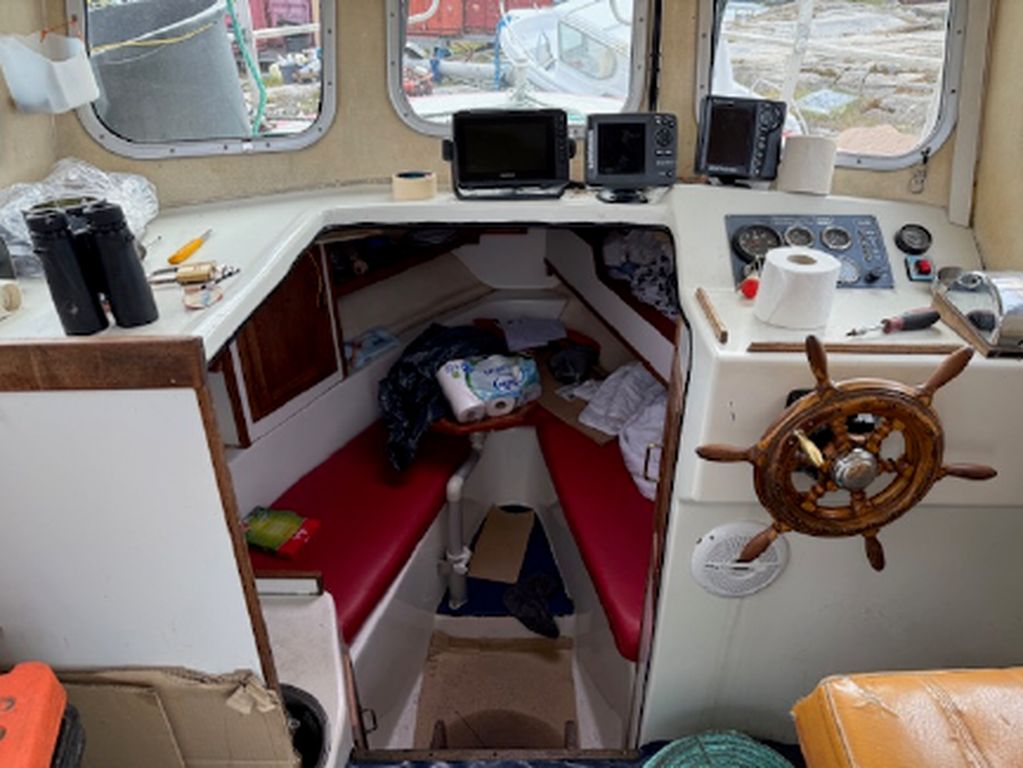 Angaju  - FTJ 6941 Fiskerfartøj